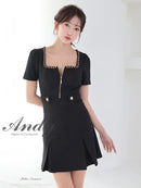 Andy/AN-ON2911/ワンピース/ミニドレス/キャバドレス/フロントジップ/半袖/袖あり/スクエアネック/チェーンパイピング/ボックスプリーツ/フレア