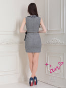 an/AOC-3709/ワンピース/キャバドレス/ミニドレス/襟付き/フロントジッパー/ストレッチ/ツイード/パイピング/チェーンベルト/ノースリーブ