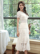 ERUKEI/ホワイト/ワインレッド/刺繍/Aライン/ひざ下/ミディアムドレス/ワンピース/E2590