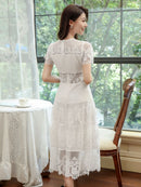 ERUKEI/ホワイト/ワインレッド/刺繍/Aライン/ひざ下/ミディアムドレス/ワンピース/E2590