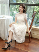 ERUKEI/ホワイト/ワインレッド/刺繍/Aライン/ひざ下/ミディアムドレス/ワンピース/E2590