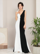 ERUKEI/ホワイト×ブラック/ホワイト×ベージュ/バイカラー/ノースリーブ/Vネック/ロングドレス/大きいサイズあり/E32105