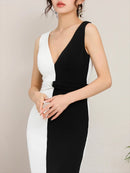 ERUKEI/ホワイト×ブラック/ホワイト×ベージュ/バイカラー/ノースリーブ/Vネック/ロングドレス/大きいサイズあり/E32105