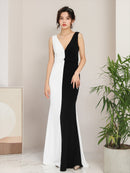 ERUKEI/ホワイト×ブラック/ホワイト×ベージュ/バイカラー/ノースリーブ/Vネック/ロングドレス/大きいサイズあり/E32105