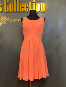 M-196/ワンピース/ミニドレス/ワンカラー/袖なしドレス/フリルスカート